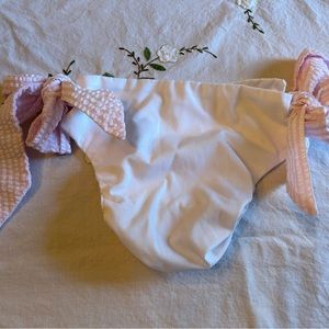 Beaufort Bonnet diaper cover. EUC. No stains. Size 12-18 months